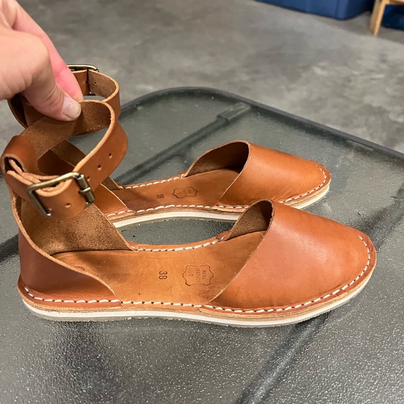 Crupon Shoes - Gorgeous handmade Italian leather Crupon flats sz 38